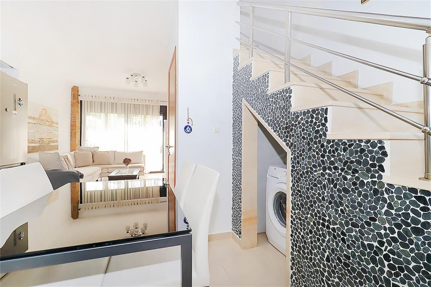 Mema's Maisonette!